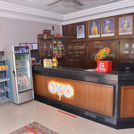 Nice Stay Hotel Raub Esterno foto