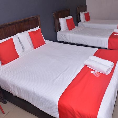 Nice Stay Hotel Raub Esterno foto