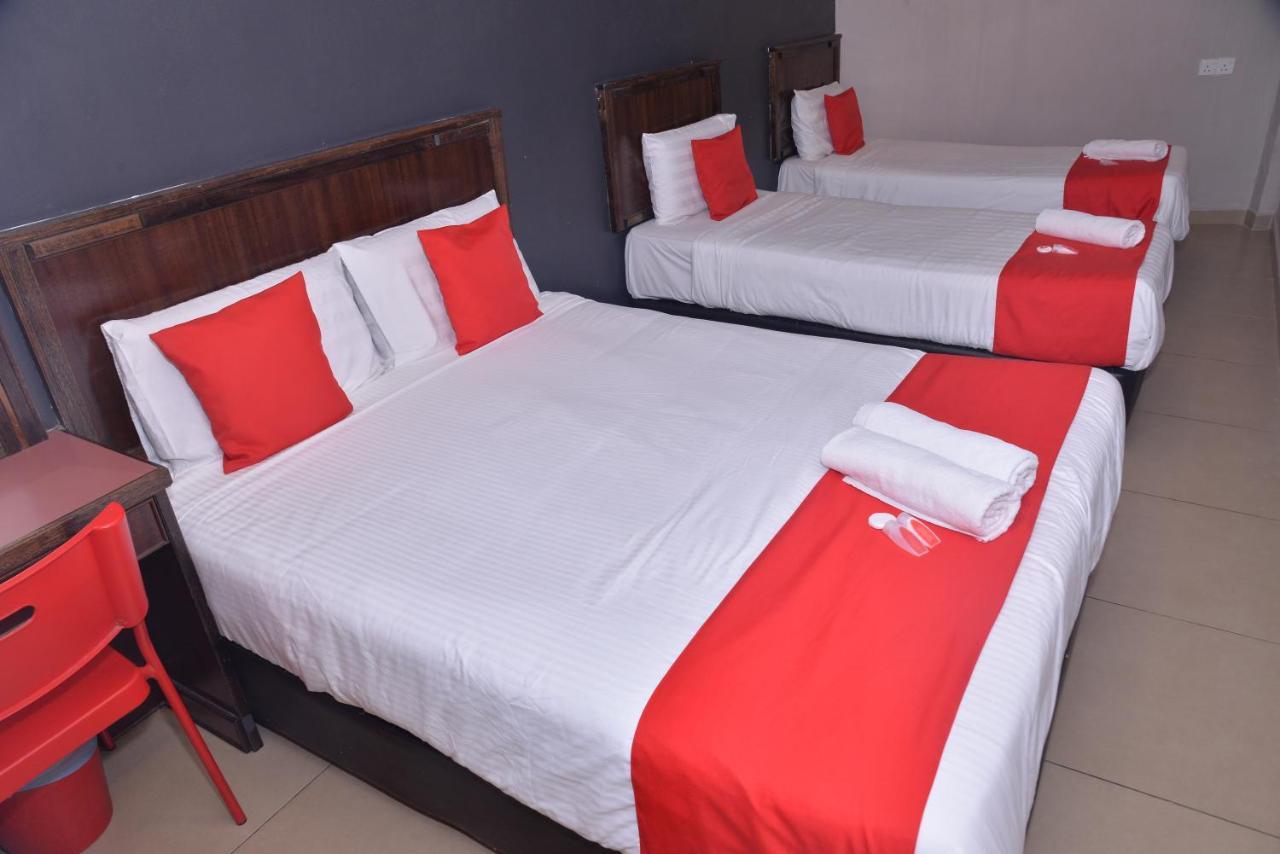 Nice Stay Hotel Raub Esterno foto