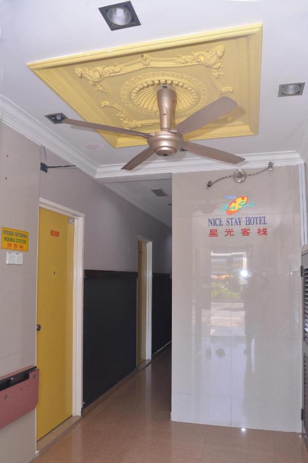 Nice Stay Hotel Raub Esterno foto