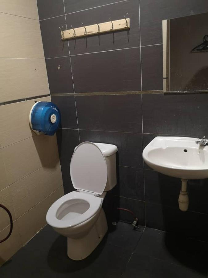 Nice Stay Hotel Raub Esterno foto