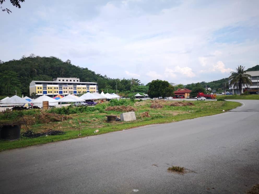 Nice Stay Hotel Raub Esterno foto